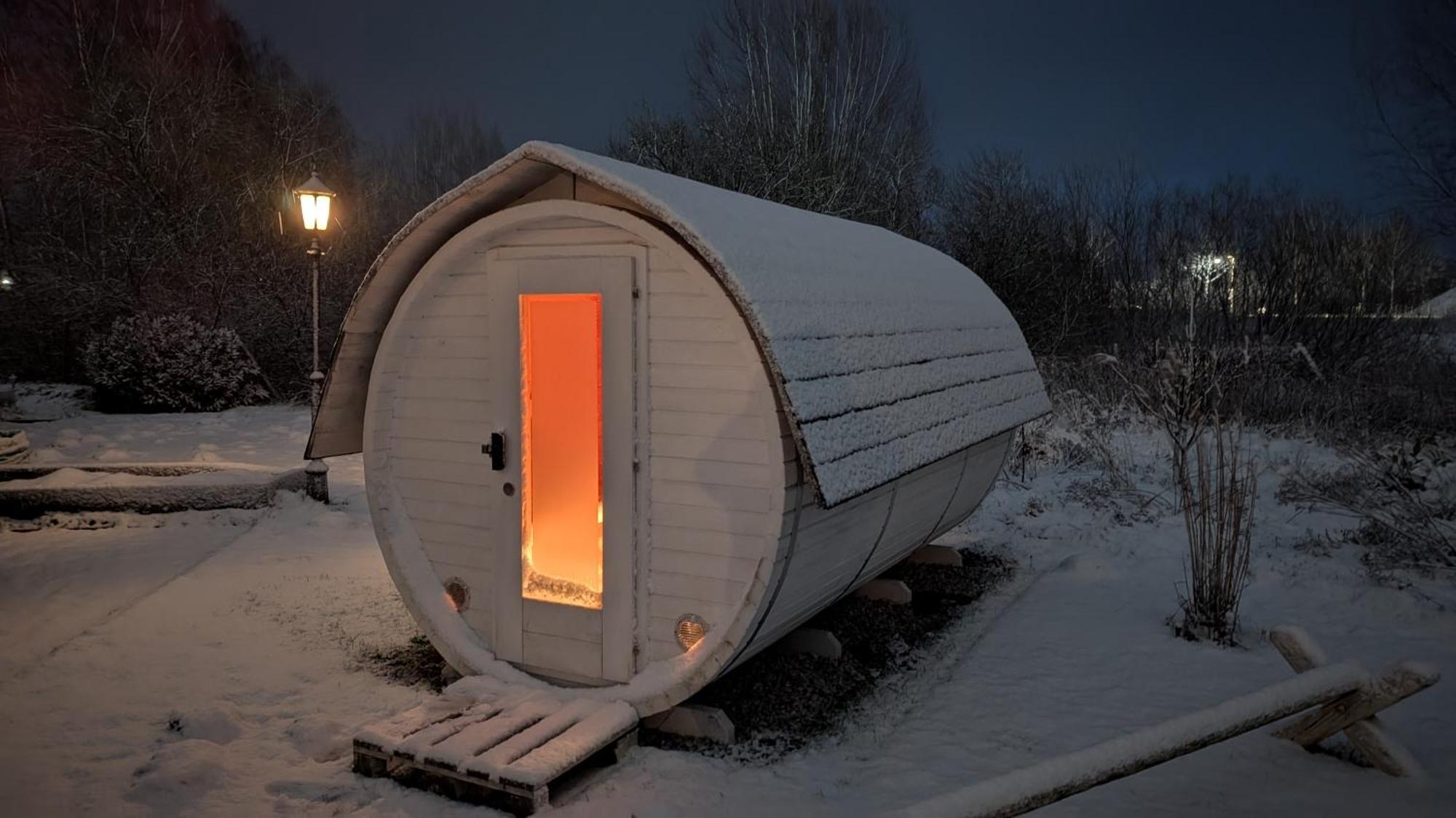 Bettis - Uebernachten Im Iglu-Tinyhaus Tostedt  Екстер'єр фото